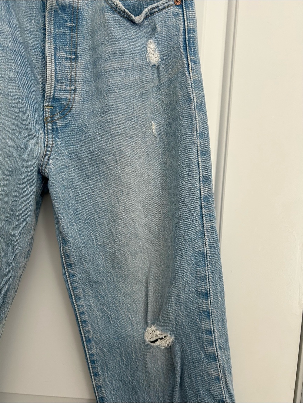 Levi’s Ribcage Straight Ankle Jeans - Picture 3 of 5